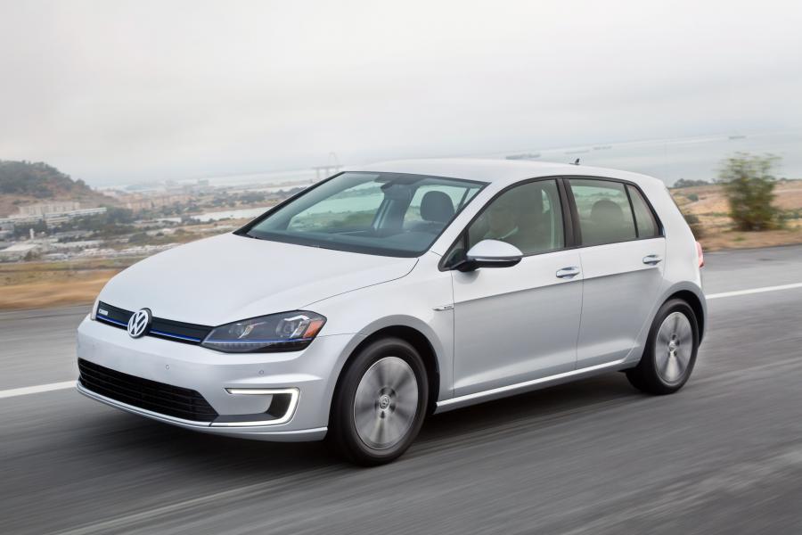  Volkswagen e-Golf 2015 года  (US) (фото 12 из 19)